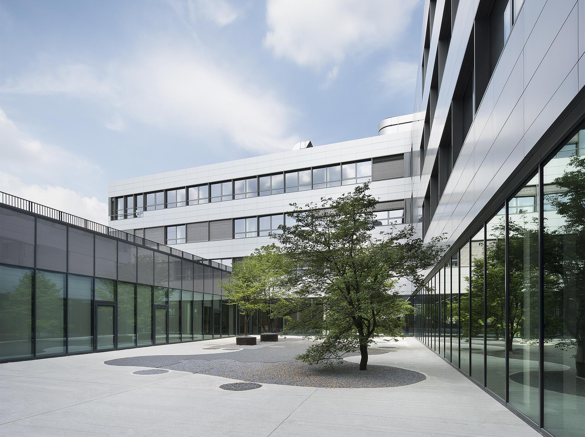 Siemens Headquarters: Photo 21
